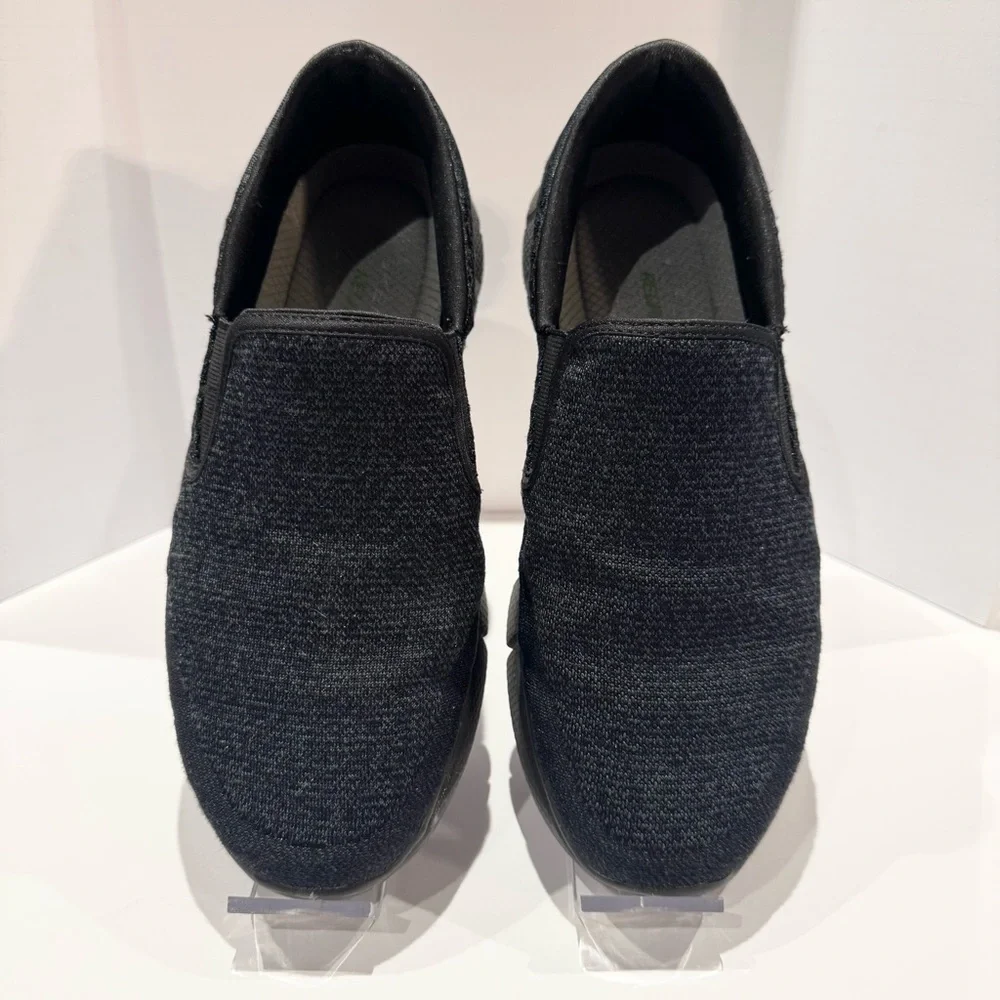 Skechers Relaxed Fit Cooled Memory Foam Mens Size 8 Slip-On Loafers Black